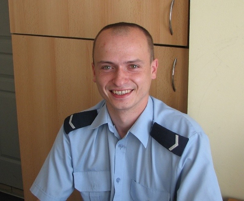 sierżant Michał Wicha, dzielnicowy z Ożarowa