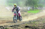 Ponad 200 podpisów pod skargą na tor motocrossowy. Mieszkańcy kłócą się o wycinkę drzew