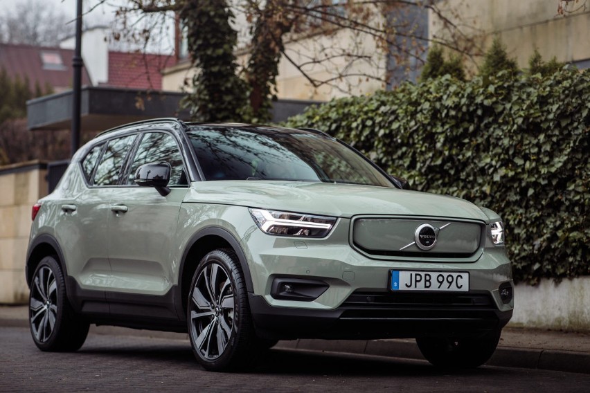 Volvo XC40 Recharge...