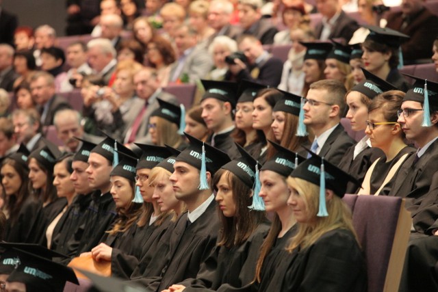 Uniwersytet Medyczny w Łodzi jest zainteresowany wzrostem liczby studentów, jak tłumaczy rektorat uczelni, też studentów zagranicznych