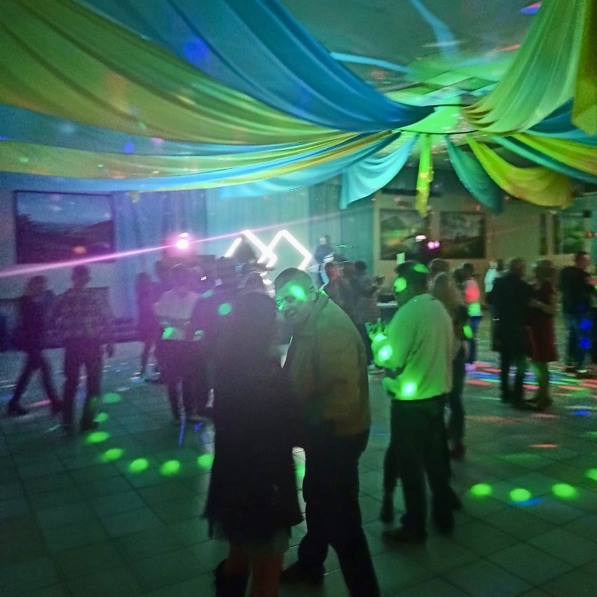 Wasilków. Imprezy taneczne w kompleksie hotelowym "Nad Zalewem" cieszą się dużą popularnością