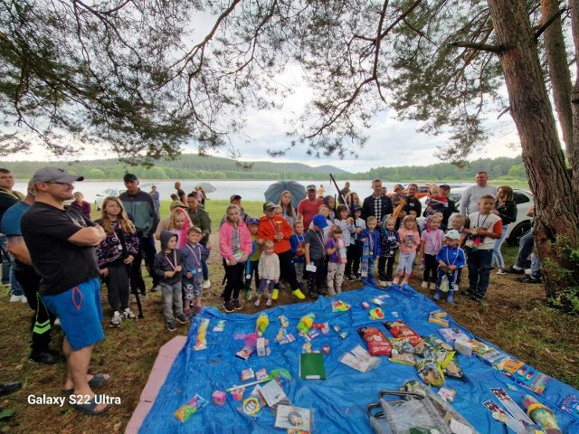 Najmłodsi z okazji Dnia Dziecka 2024 wzięli udział w zawodach wędkarskich nad zalewem w Zakruczu w gminie Małogoszcz. Zobacz jak wędkowali>>>