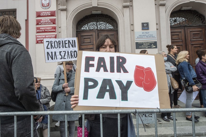 Protest pracowniczek i pracowników Urzędu Miasta Poznania....