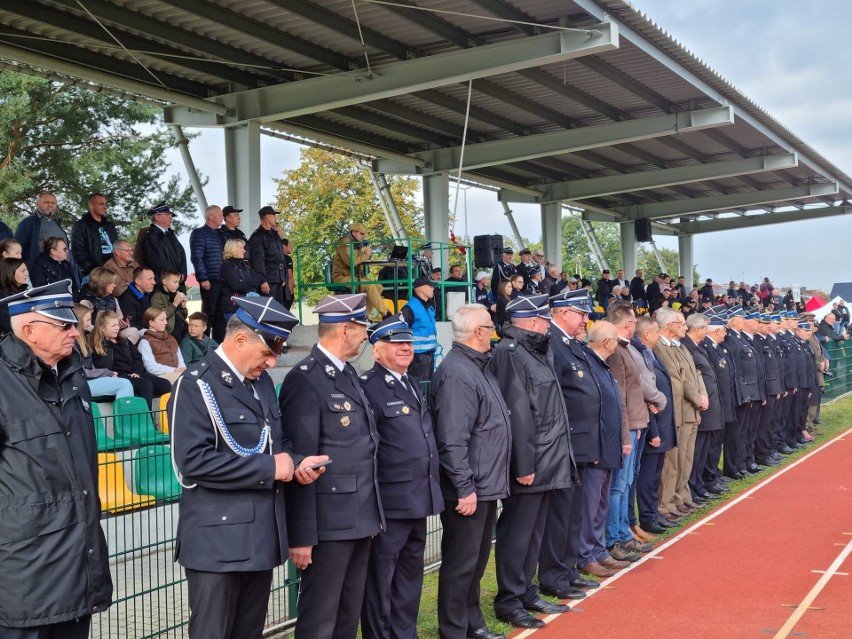 Ochotnicy z Mirca reprezentowali powiat starachowicki na Wojewódzkich Zawodach Sportowo-Pożarniczych w Staszowie. Zobacz zdjęcia