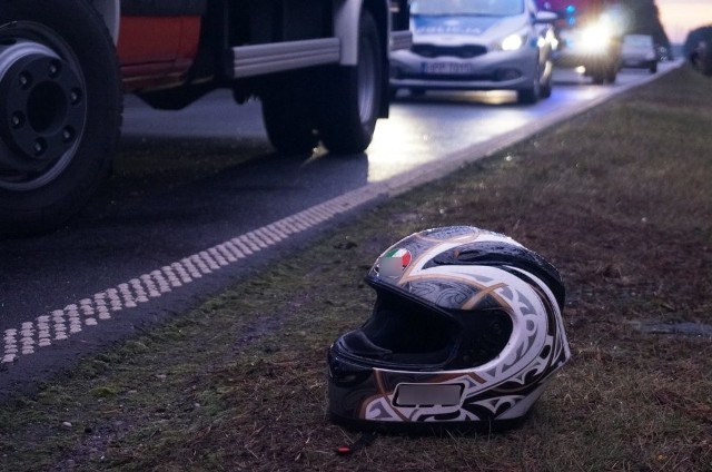 Policjanci tarnogórskiej drogówki zatrzymali 44-letniego, pijanego motorowerzystę