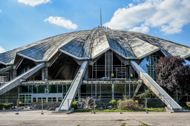 Arena od lat przechodzi większe lub mniejsze remonty.