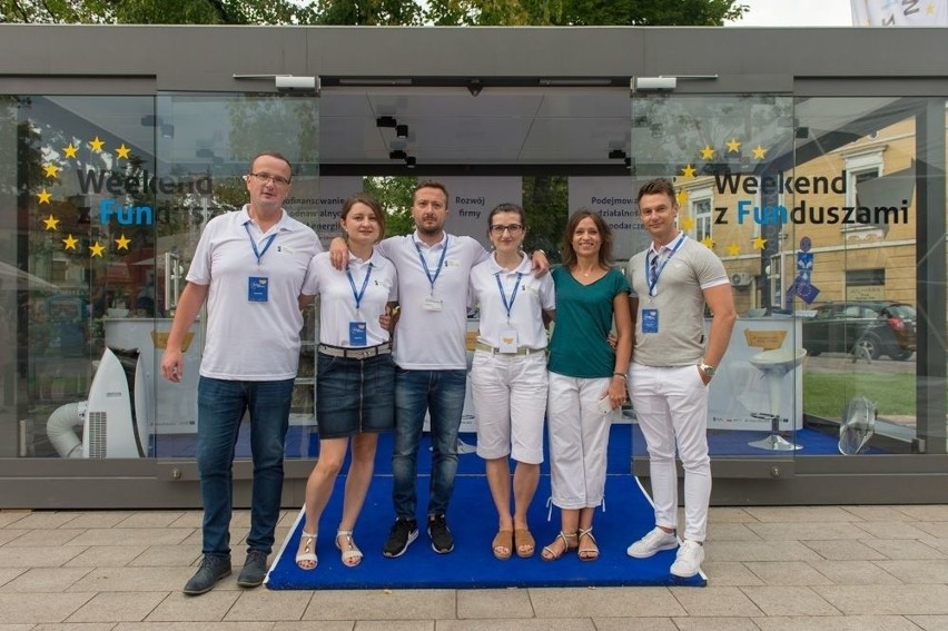 Funduszowe miasteczko na skawińskim Rynku. Konsultacje ze specjalistami i zabawy