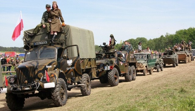 O 13.00 w Boryszynie rozpocznie się doroczna parada pojazdów militarnych.