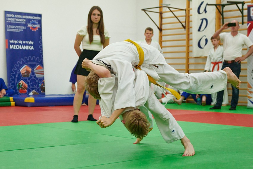 IV Rzut Słupskiej Szkolnej Ligi Judo. Prowadzi SP 10 ze Słupska (zdjęcia)