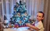 Gabrysia Gorgoń z Kazimierzy Wielkiej po operacji coraz lepiej chodzi. Już ubrała choinkę i czeka z radością na święta Bożego Narodzenia