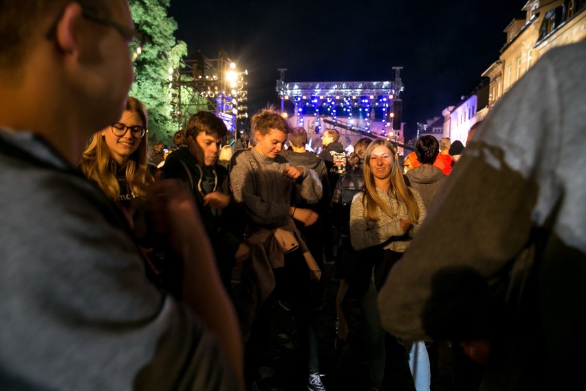 Szalom na Szerokiej przyciągnął tłumy krakowian. Zobacz jak bawili się na finale Festiwalu Kultury Żydowskiej