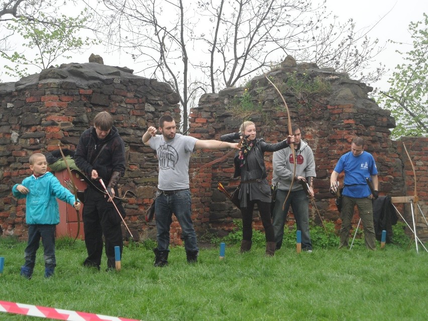 Festiwal łucznictwa na zamku w Toszku 1-3 maja [ZDJĘCIA]