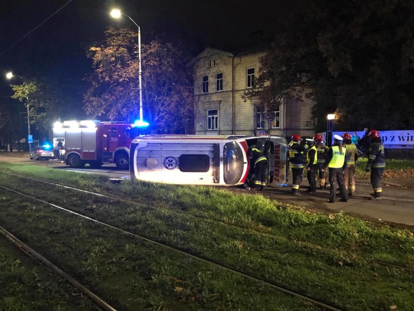 Wypadek karetki na Wojska Polskiego w Szczecinie