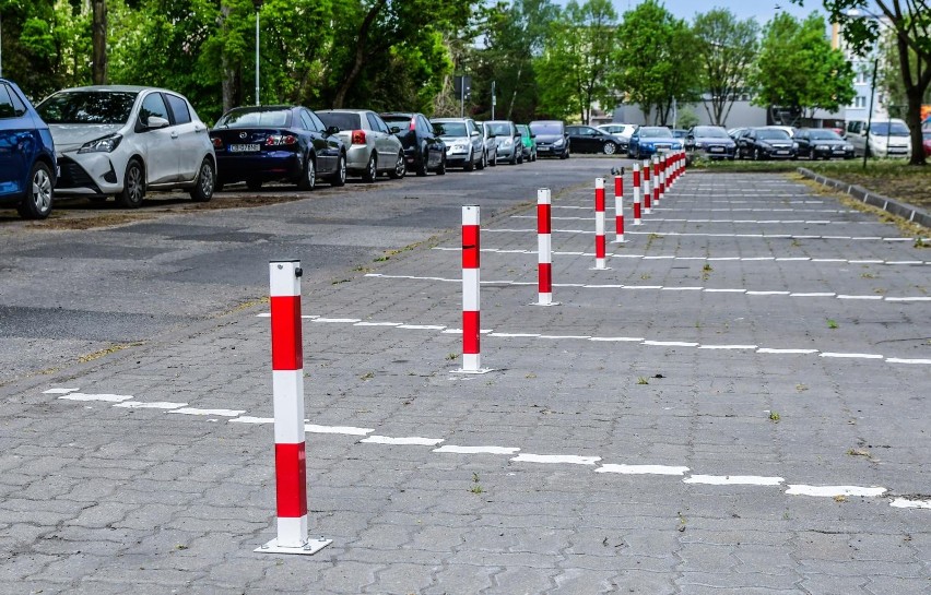 Prywatne miejsca do parkowania tak naprawdę zostały...