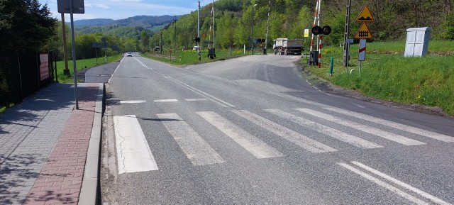 Na odcinku DK87 w Barcicach często dochodzi do  niebezpiecznych zdarzeń, chcą wyprostować ostre zakręty