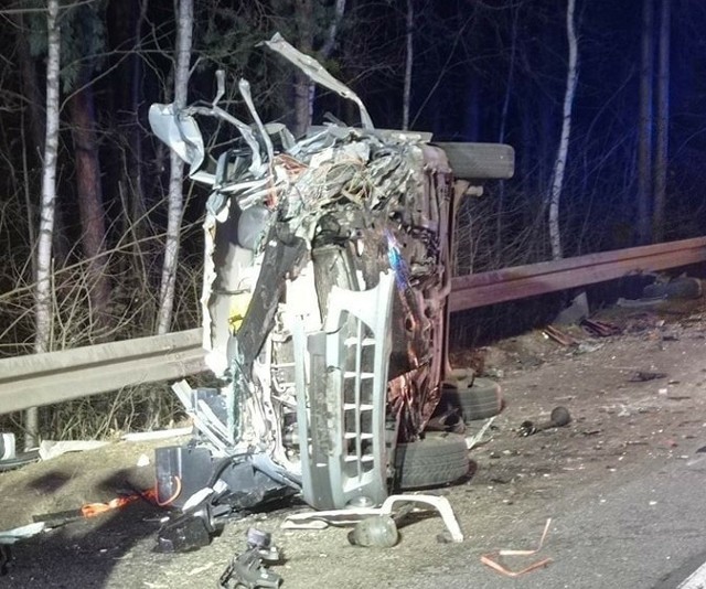 Tragiczny wypadek w powiecie zawierciańskim. Podczas holowania doprowadził do śmiertelnego wypadku