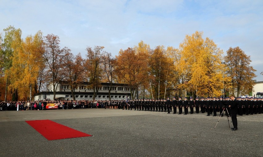 Częstochowa: Ślubowanie strażaków w Centralnej Szkole PSP [ZDJĘCIA]