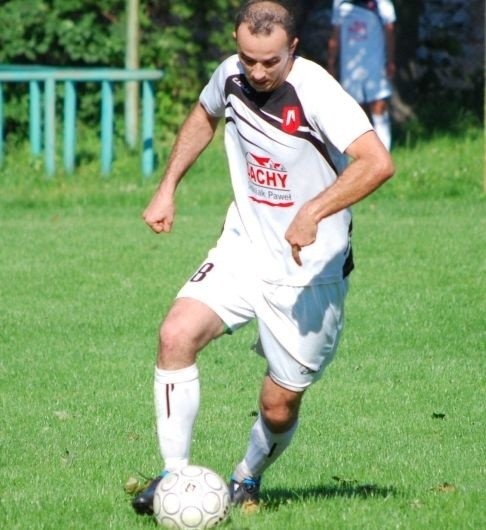 Łukasz Pyszczek zdobył wczoraj trzy bramki dla Klimontowianki w wygranym 10:3 meczu z zespołem GOKiS Masłów.