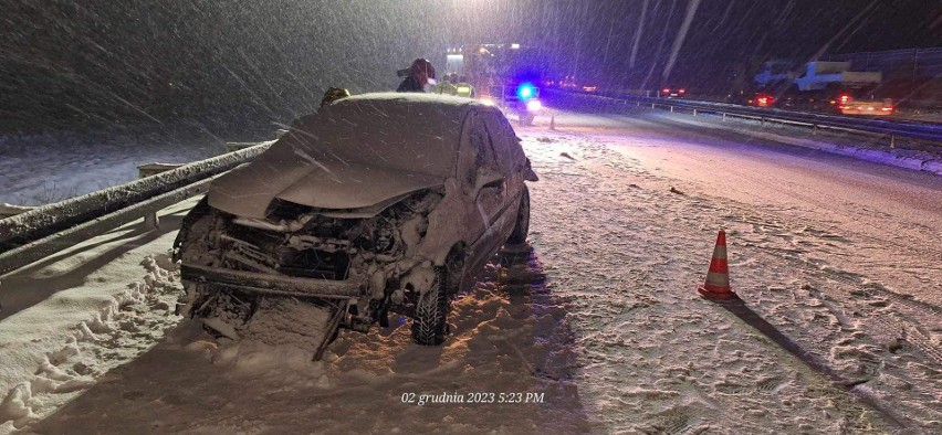 W sobotę (2 grudnia) pod Wrocławiem doszło do wypadku. Na...