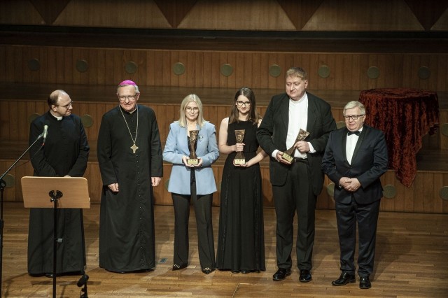 W niedzielę w Filharmonii Koszalińskiej odbyła się gala wręczenia 13. Nagrody im. kard. nom. Ignacego Jeża.