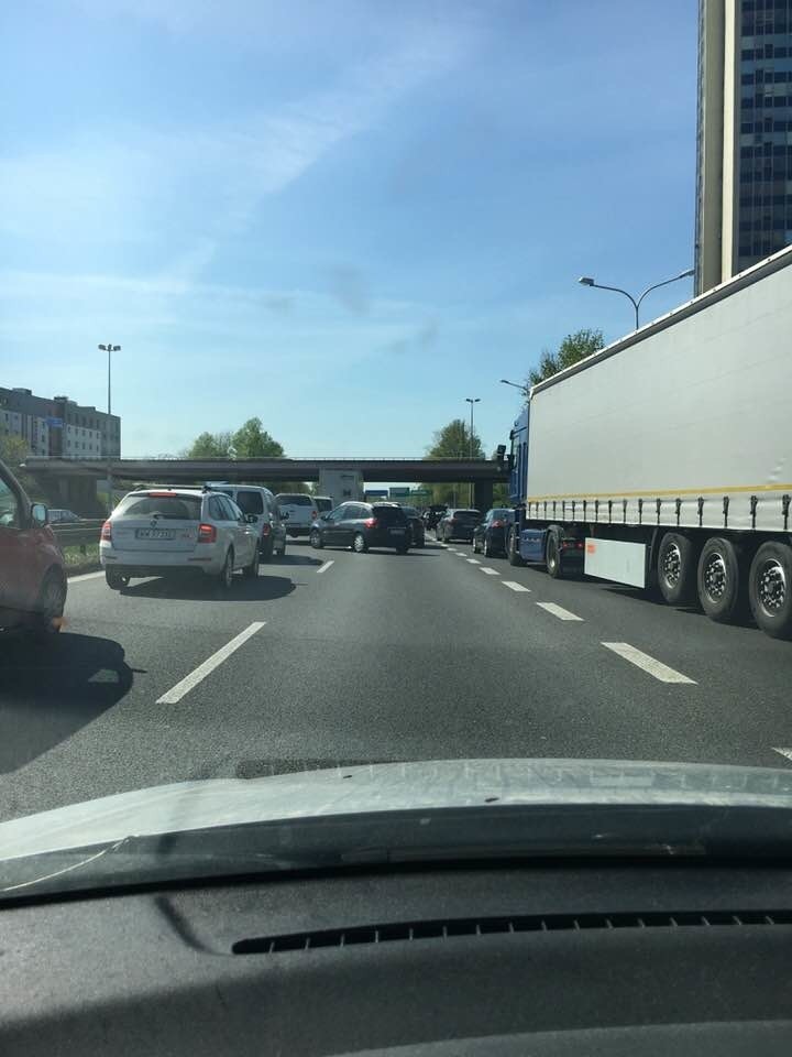 Katowice: karambol na A4 w Katowicach. Zderzyło się 5 pojazdów. Jeden pas w kierunku Wrocławia zablokowany