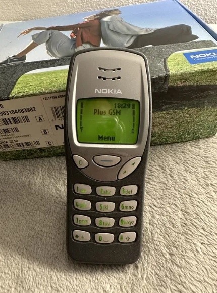 Model: Nokia 3210...