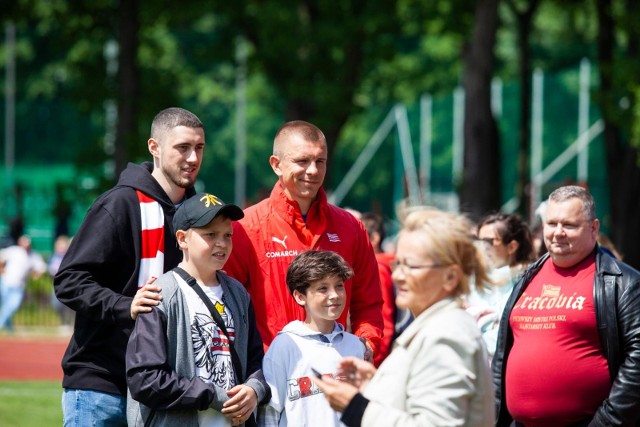 Fani wzięli udział w turnieju charytatywnym fundacji "Pasiaste Marzenia"