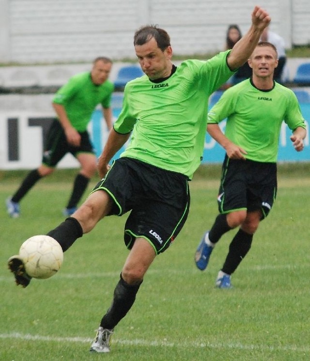 Gola dla Łysicy w meczu z Wierną w Małogoszczu strzelił Karol Drej. 