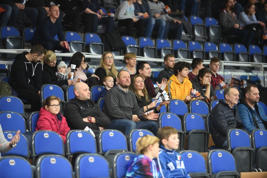 Piłkarze FC KJ Toruń wygrali 6:3 z Gwiazdą Ruda Śląska....