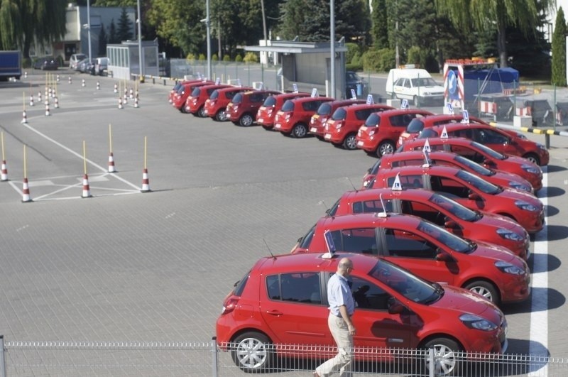 Nowy egzamin na prawo jazdy ma być nie tylko trudniejszy,...