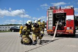 Akcja strażaków z Gminy Choroszcz w  w oddziale firmy InPost w Żółtkach. Spokojnie, to tylko ćwiczenia [ZDJĘCIA]