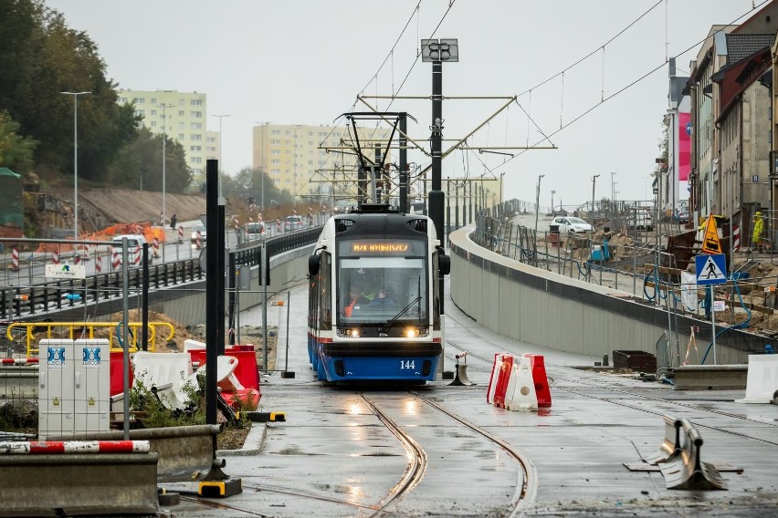 Regularne kursy tramwajów wzdłuż ul. Kujawskiej rozpoczną...
