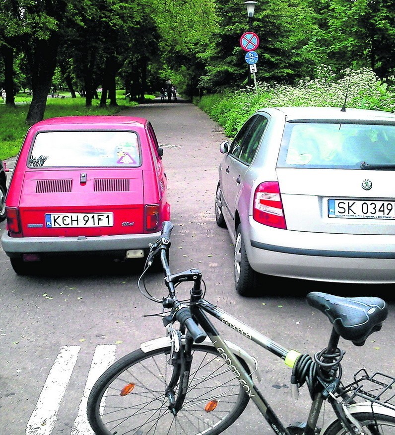 Wjazd na ścieżkę rowerową od strony ul. Złotej