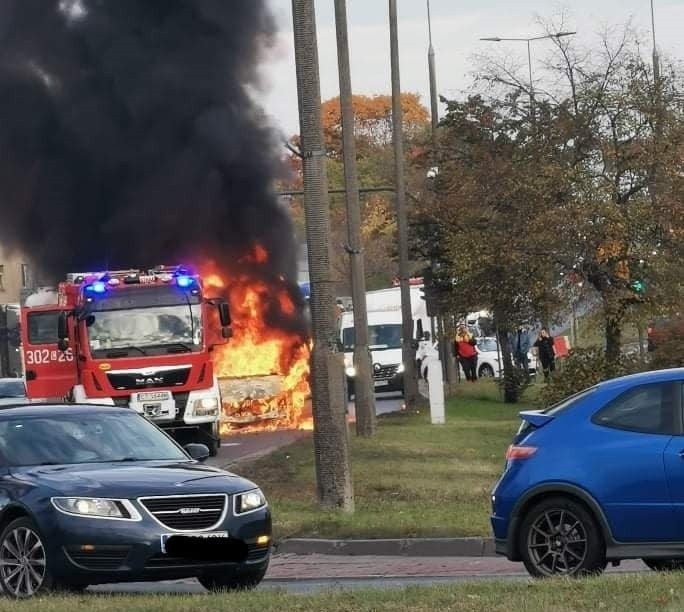 Ogień ugasiły dwie jednostki strażaków