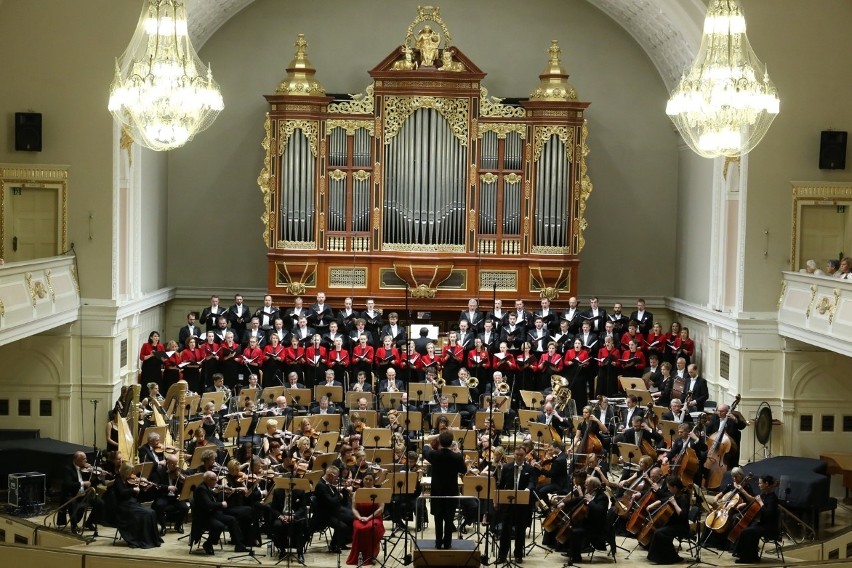 Orkiestra Filharmonii Poznańskiej, Chór Filharmonii i Opery...