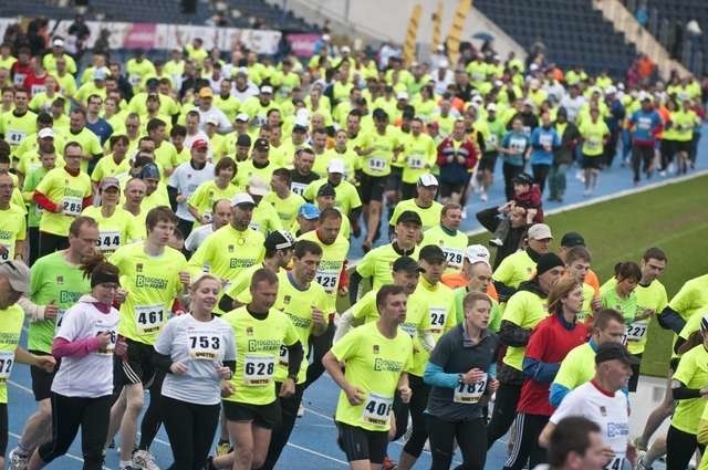 Bieg Bydgoszcz naBieg " Bydgoszcz na start " - start na stadionie Zawiszy