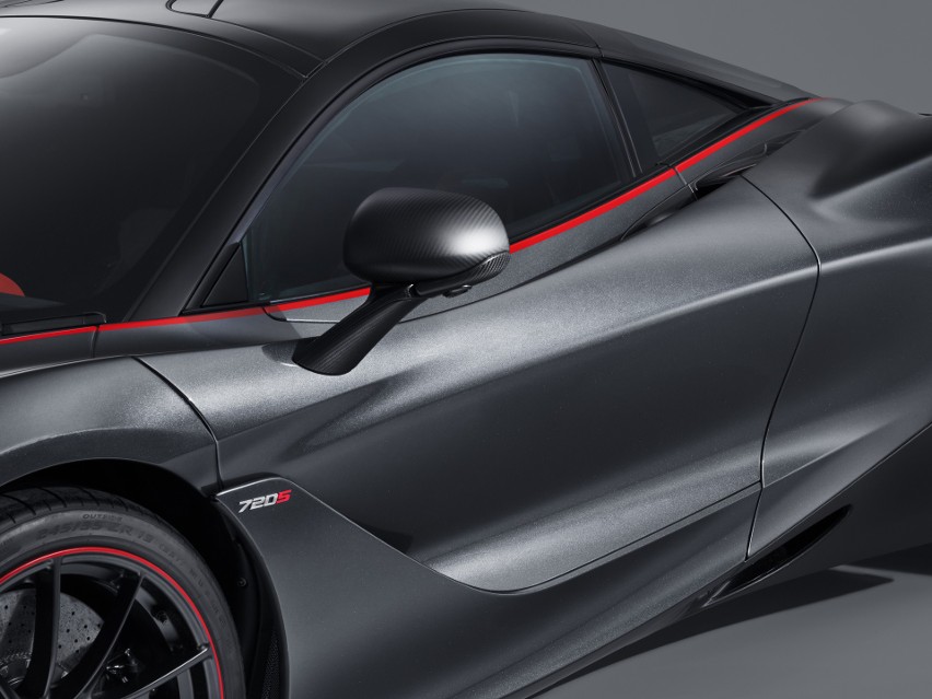 McLaren 720S Stealth...