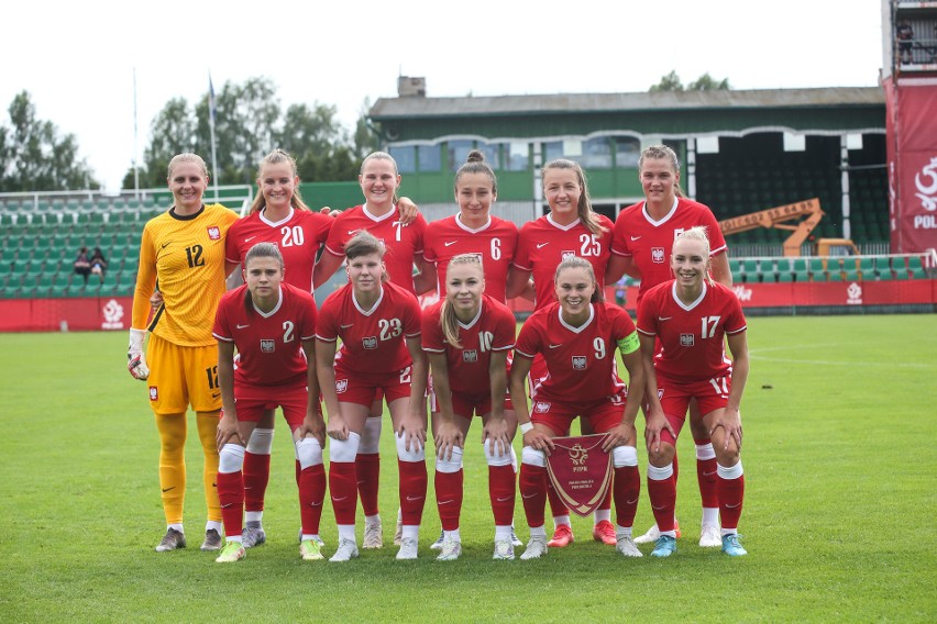 Reprezentacja Polski Kobiet w meczu z Islandią 29 czerwca...