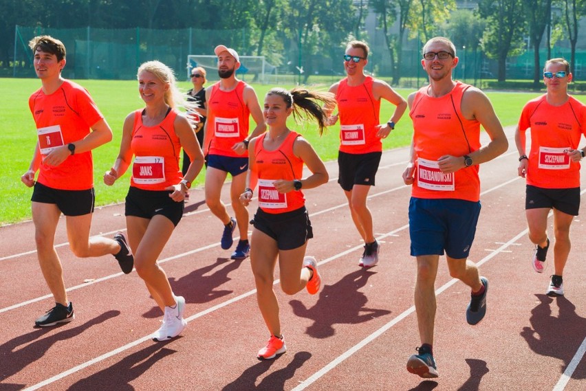 1Mila. Udany debiut imprezy w Krakowie! Biegacze i organizatorzy spisali się na medal ZDJĘCIA