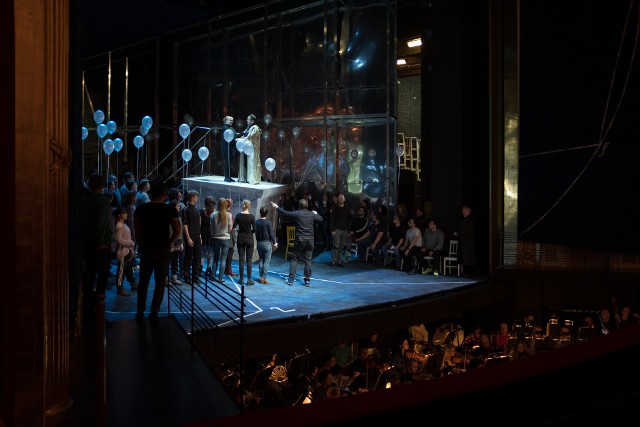 W „Śpiewakach norymberskich” na scenie pojawi się ponad stu artystów: solistów, chórzystów, tancerzy i statystów