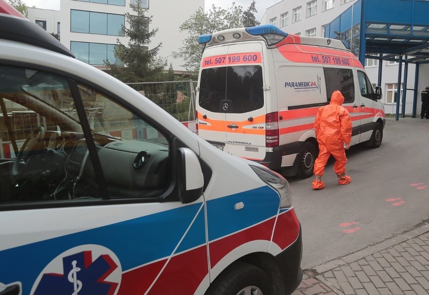 Sanitariusze pilnie poszukiwani w szpitalu przy Arkońskiej w Szczecinie! - 13.05.2020