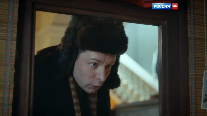 "Królowa piękności" odcinek 2. Katia przyjeżdża do Moskwy. W dziewczynie zakochuje się przystojny dziennikarz! [STRESZCZENIE ODCINKA]
