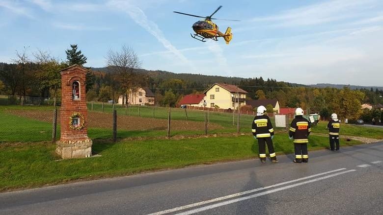 Koszmarny wypadek w Gilowicach. Samochód śmiertelnie