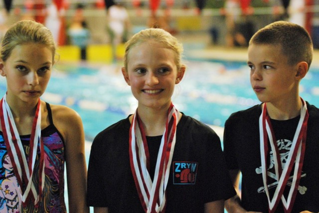 Reprezentanci Zrywu Opole (od lewej): Katarzyna Klimczyk, Dominika Trentkiewicz i Adam Frydel.