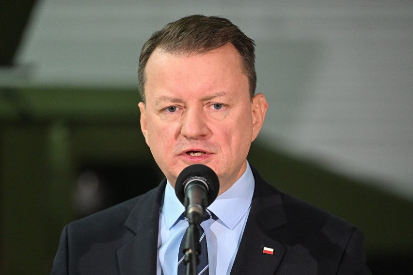 Minister obrony narodowej Mariusz Błaszczak podczas...
