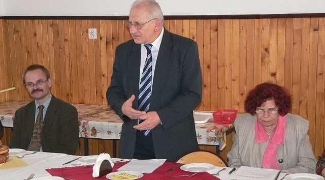Podziękowania opiekunom szkolnych kół Polskiego Czerwonego Krzyża złożył prezes buskiego Zarządu Rejonowego, Marcin Podesek. 