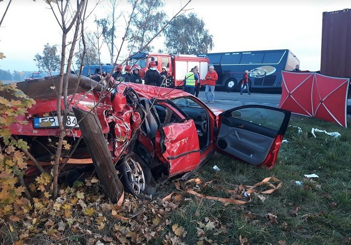 Tragiczny wypadek w Srocku pod Piotrkowem [18.10.18]....