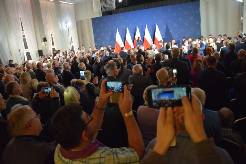 Jarosław Kaczyński w Kędzierzynie-Koźlu. Mówił o opozycji, Pawle Kukizie i najbliższych wyborach. "Ich stawką będzie polska demokracja"