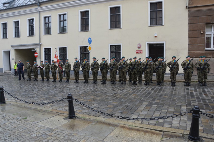 W 75. rocznicę tzw. krwawej niedzieli, opolanie oddali część...