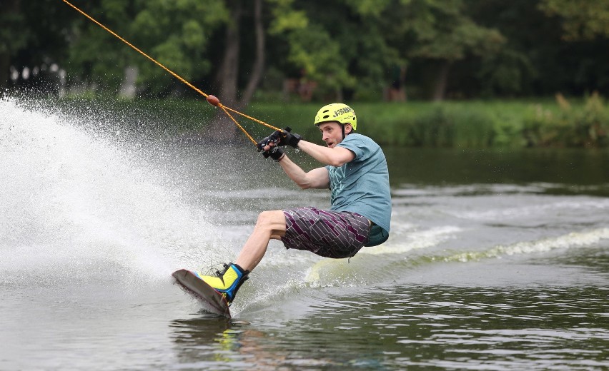 Sosnowiec: w weekend Mistrzostwa Polski w Wakeboardzie i Wakeskacie na Stawikach PROGRAM